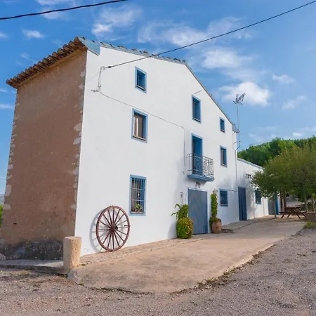 Chalet Masia Rural Canalisos Adzaneta